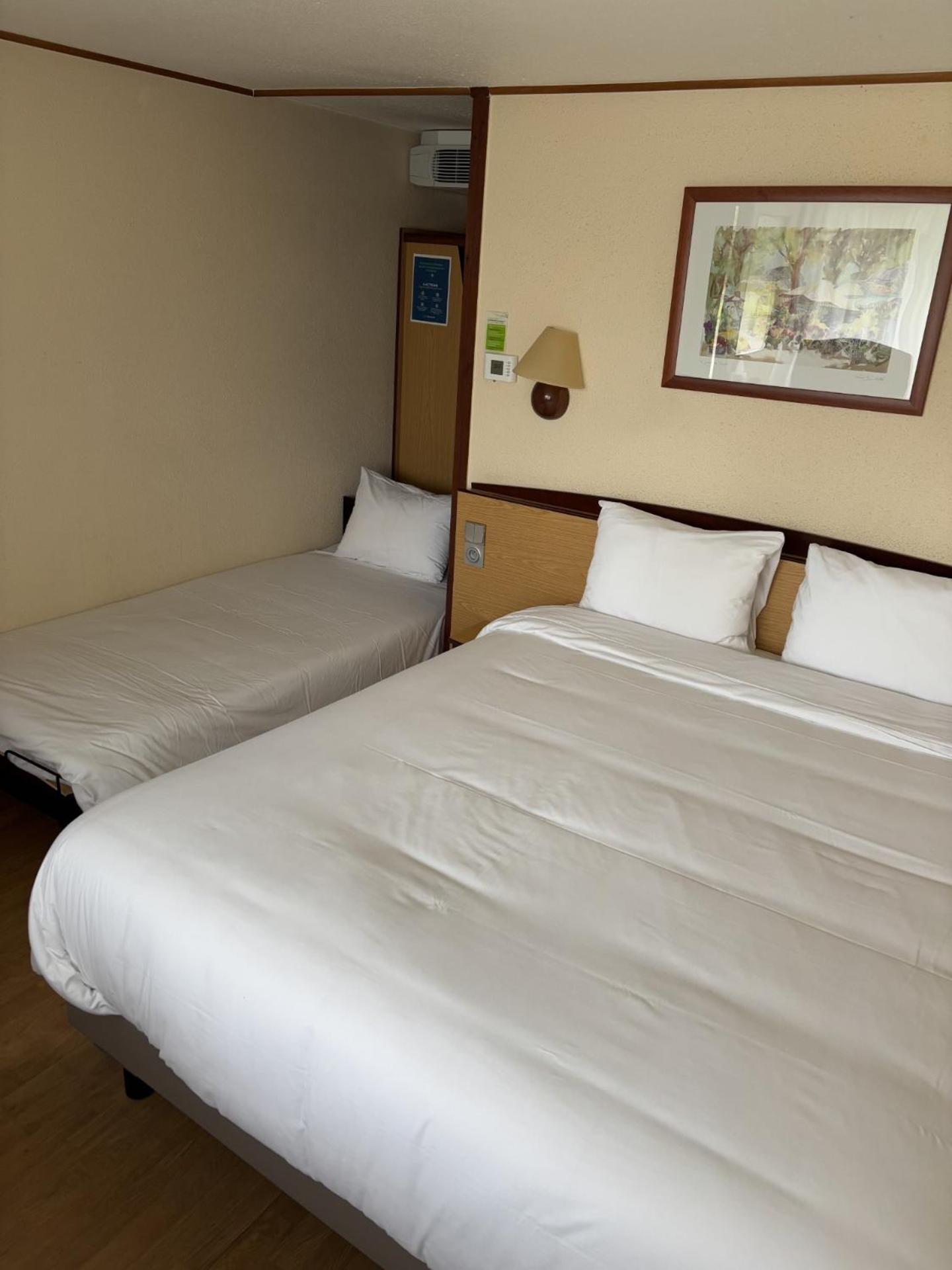 Campanile Moulins Hotel Avermes