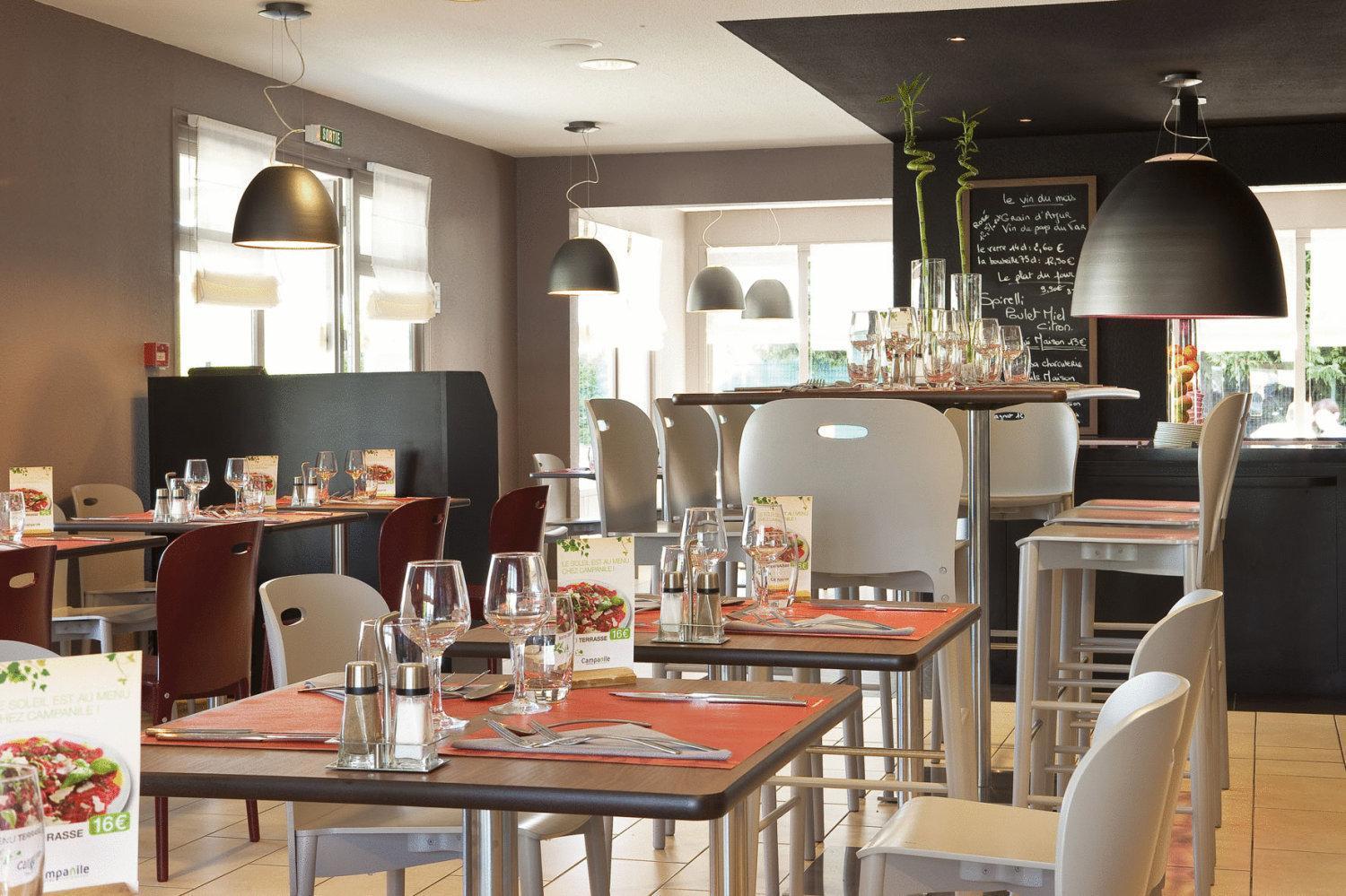 Hotel Campanile Moulins Avermes
